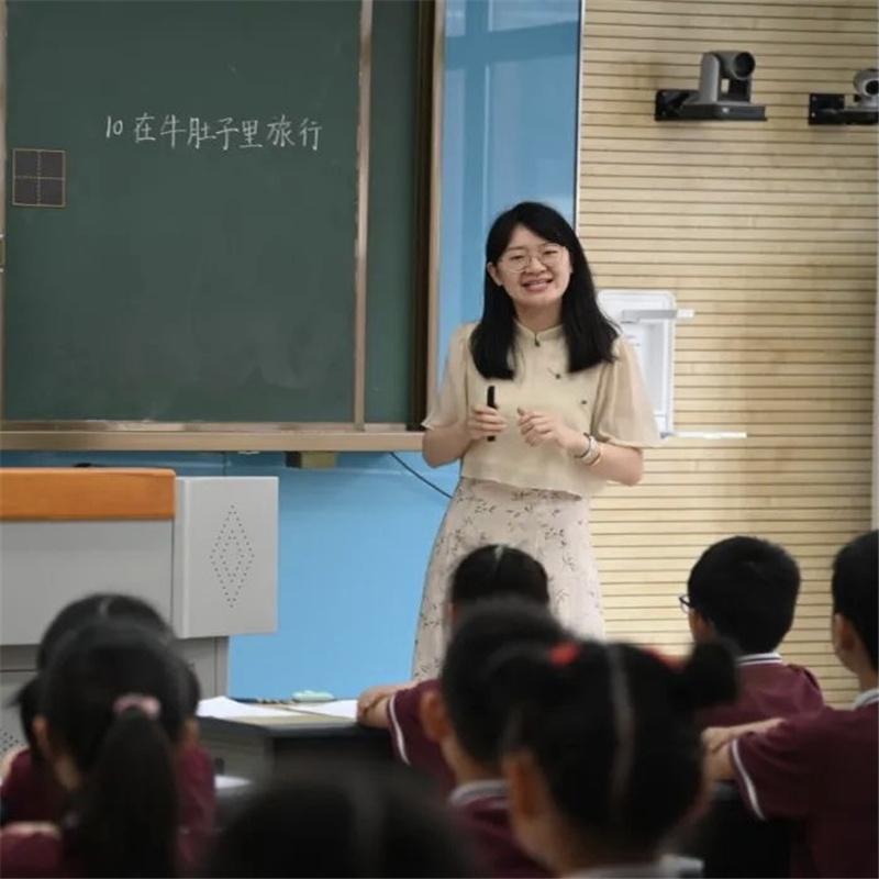 李梦丹照片.jpg